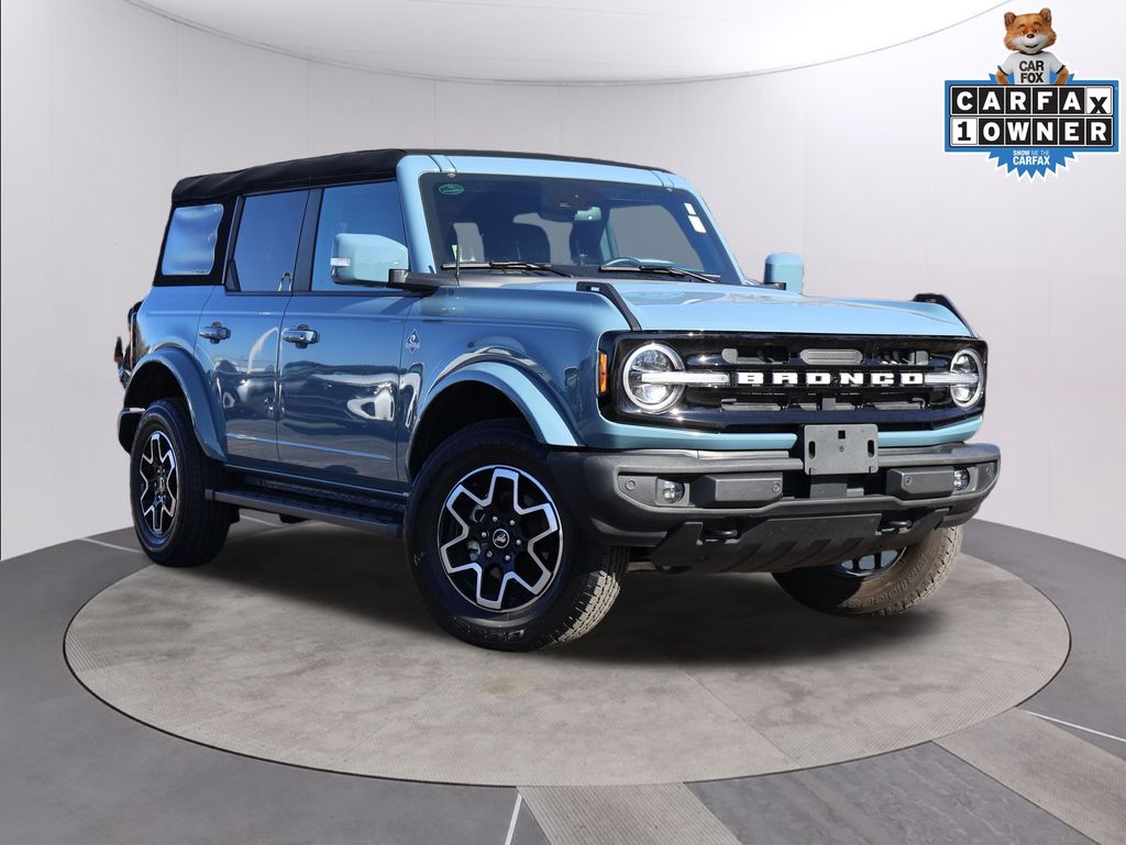 2023 Ford Bronco 4-Door Outer Banks's photo