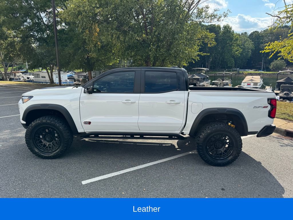 2025 Chevrolet Colorado ZR2 photo 3