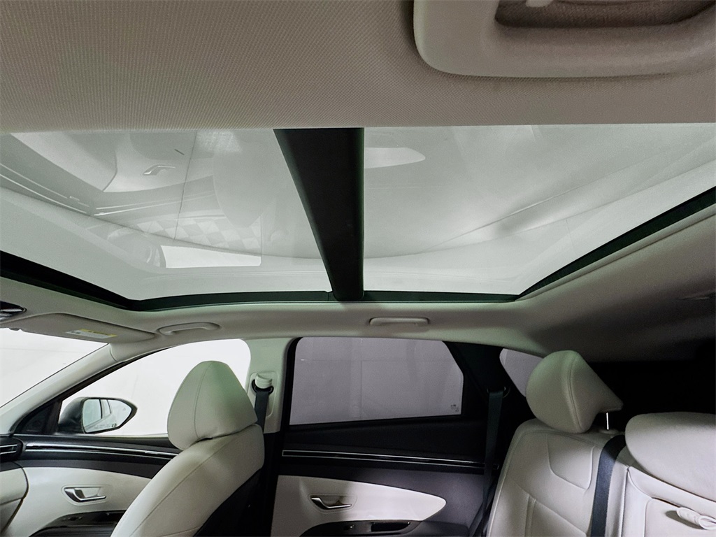 2024 Hyundai Tucson Hybrid SEL Convenience photo 16