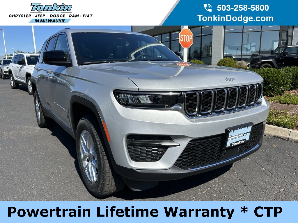 2025 Jeep Grand Cherokee Laredo's photo