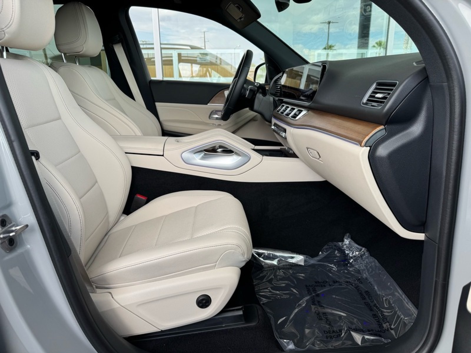 2024 Mercedes Benz GLE 350 photo 25