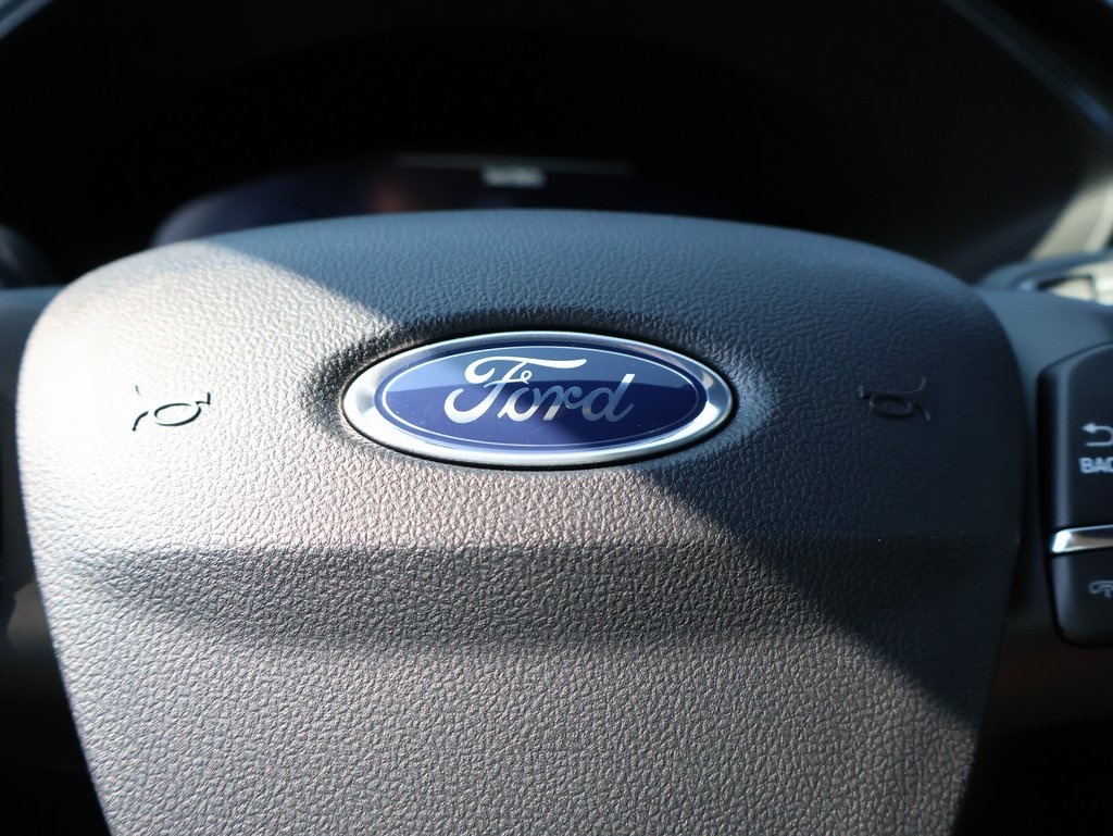 2025 Ford Escape ST-Line Elite photo 24