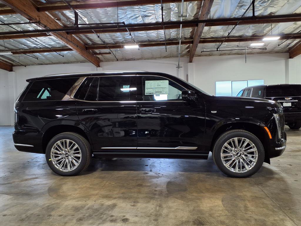 2026 Cadillac Escalade Luxury photo 4