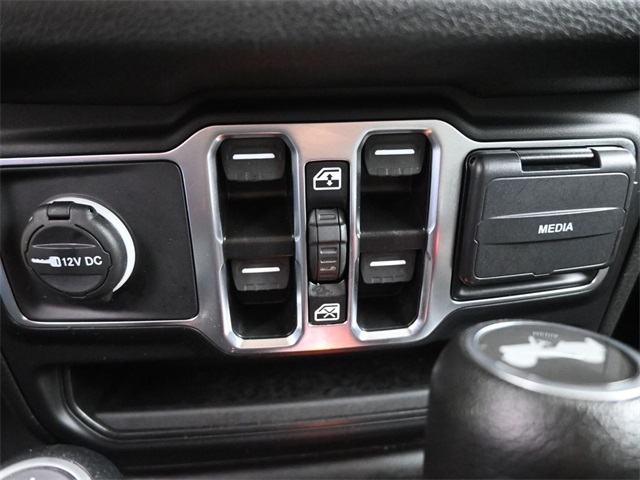 2024 Jeep Wrangler Sport S photo 24