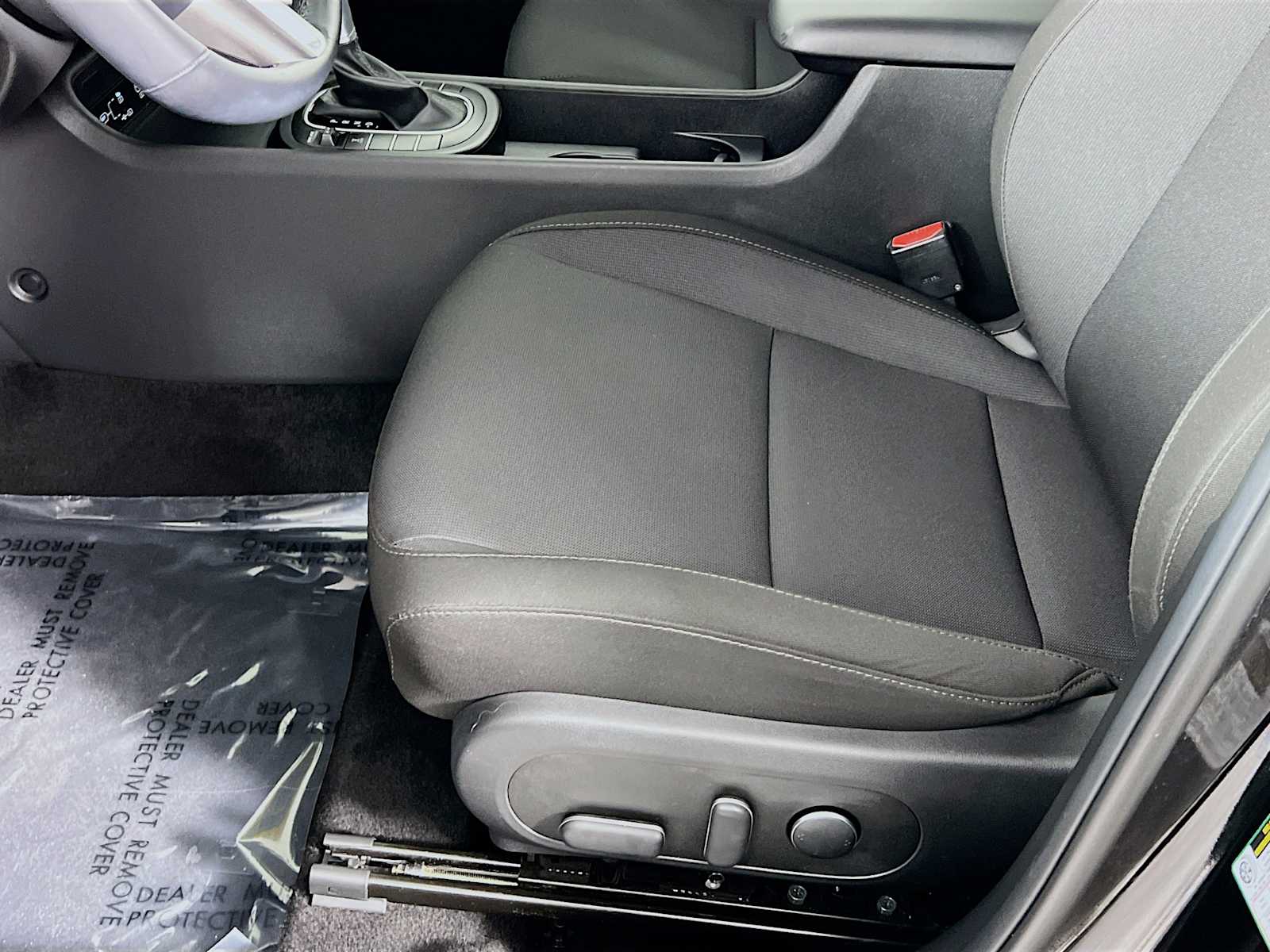 2024 Hyundai Kona SEL photo 18