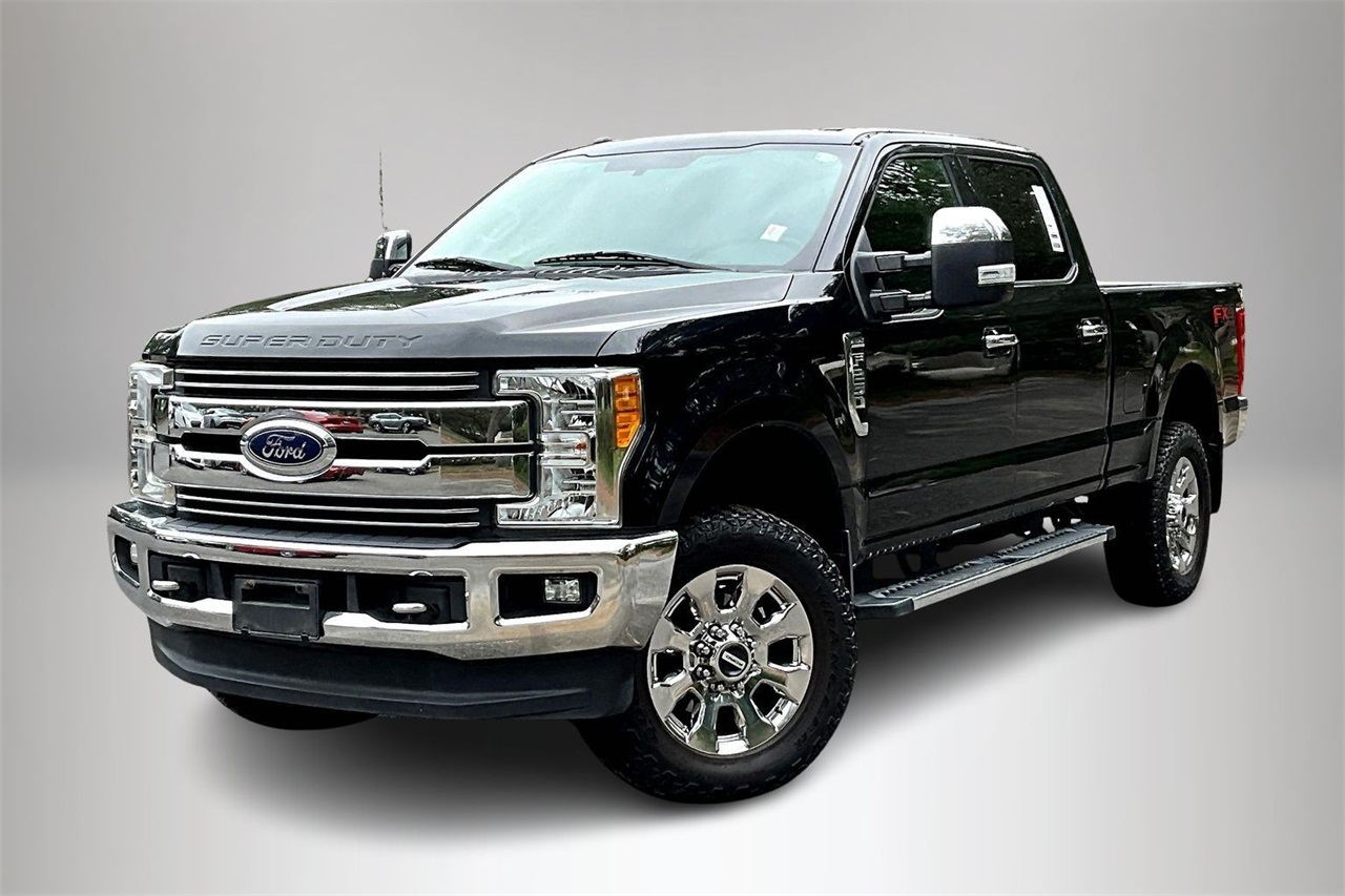 2017 Ford F-250 Super Duty Lariat's photo