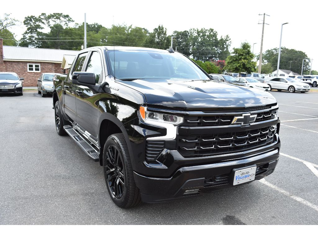 2025 Chevrolet Silverado 1500 RST photo 6