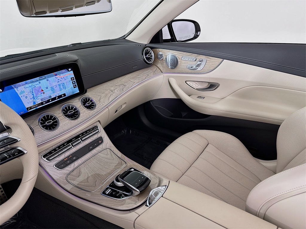 2021 Mercedes Benz E 450 photo 21