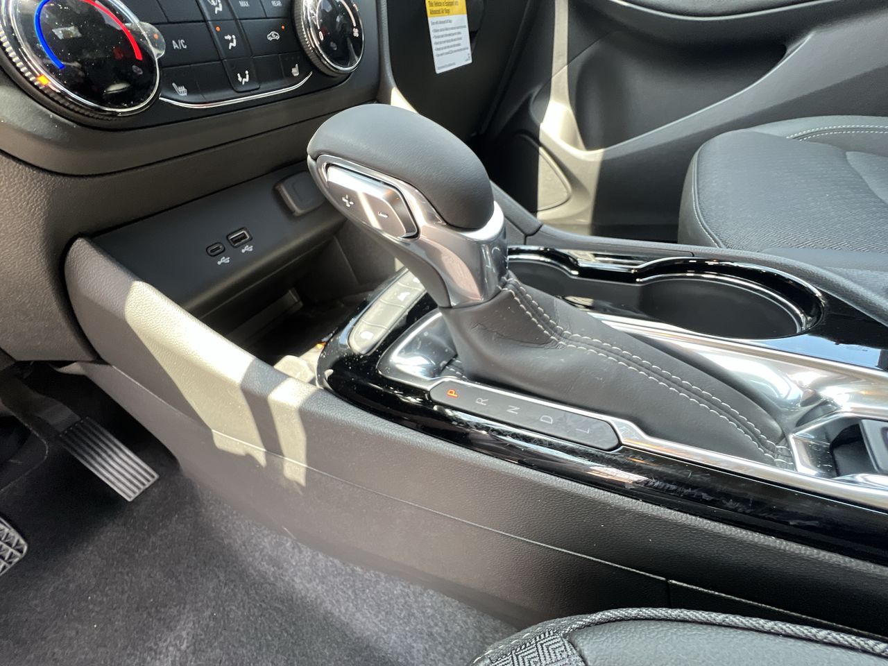 2025 Buick Encore GX Preferred photo 40
