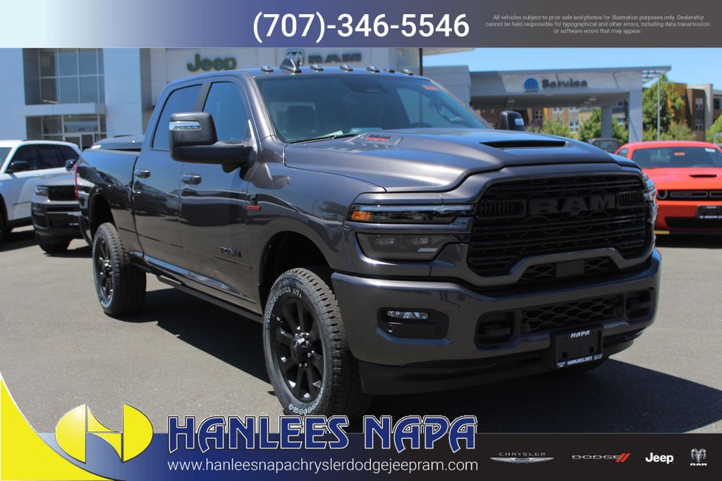 2025 Ram 3500 Laramie photo 4