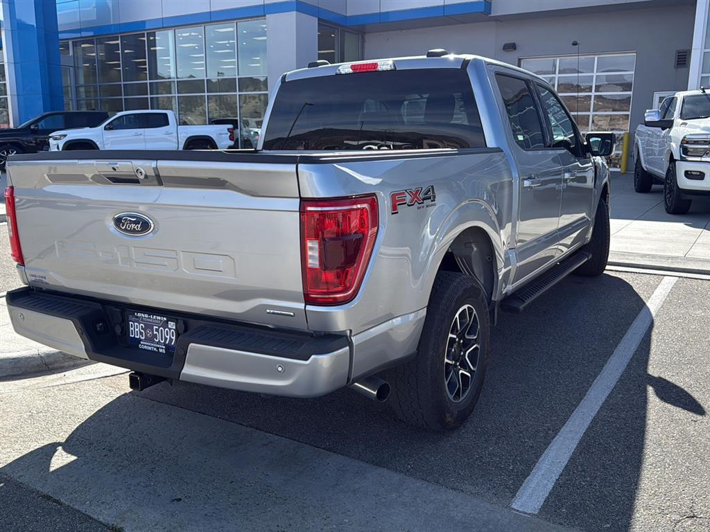 2021 Ford F-150 XLT photo 3