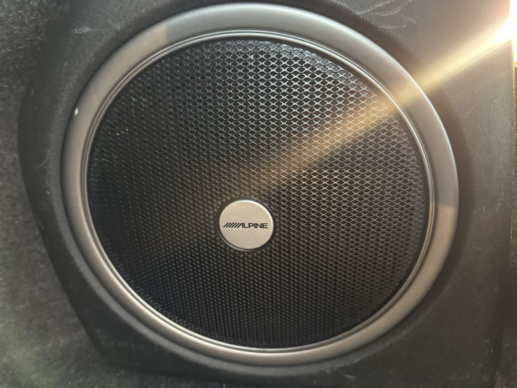 2022 Chrysler 300 S photo 22