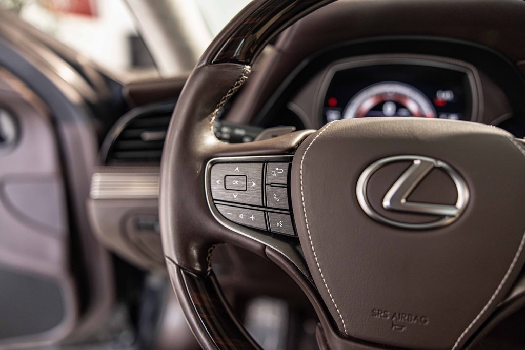 2018 LEXUS LS - Image 24