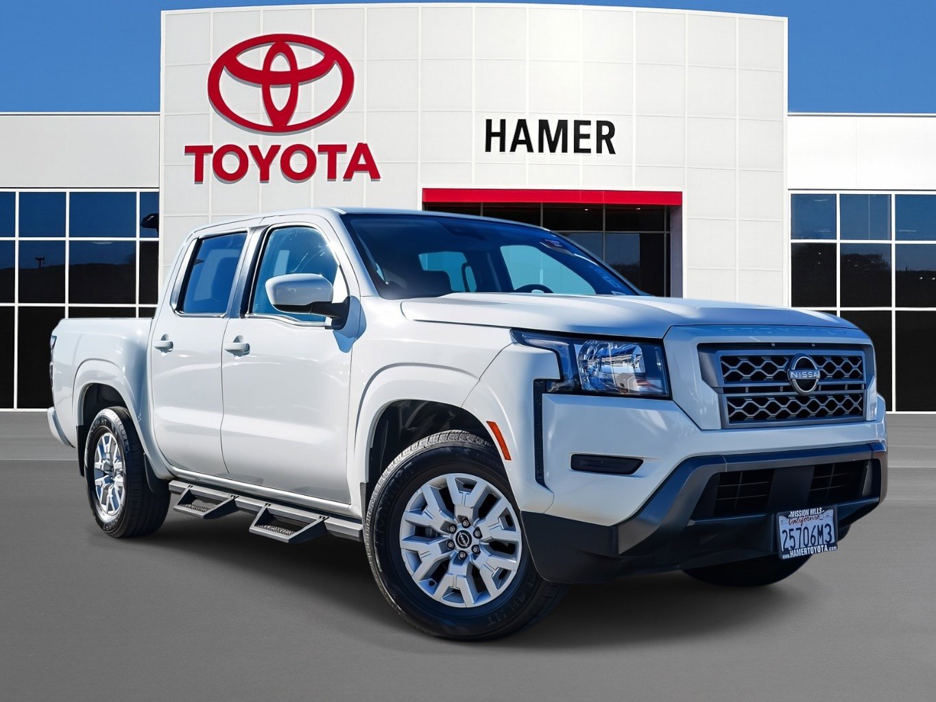 2022 Nissan Frontier SV