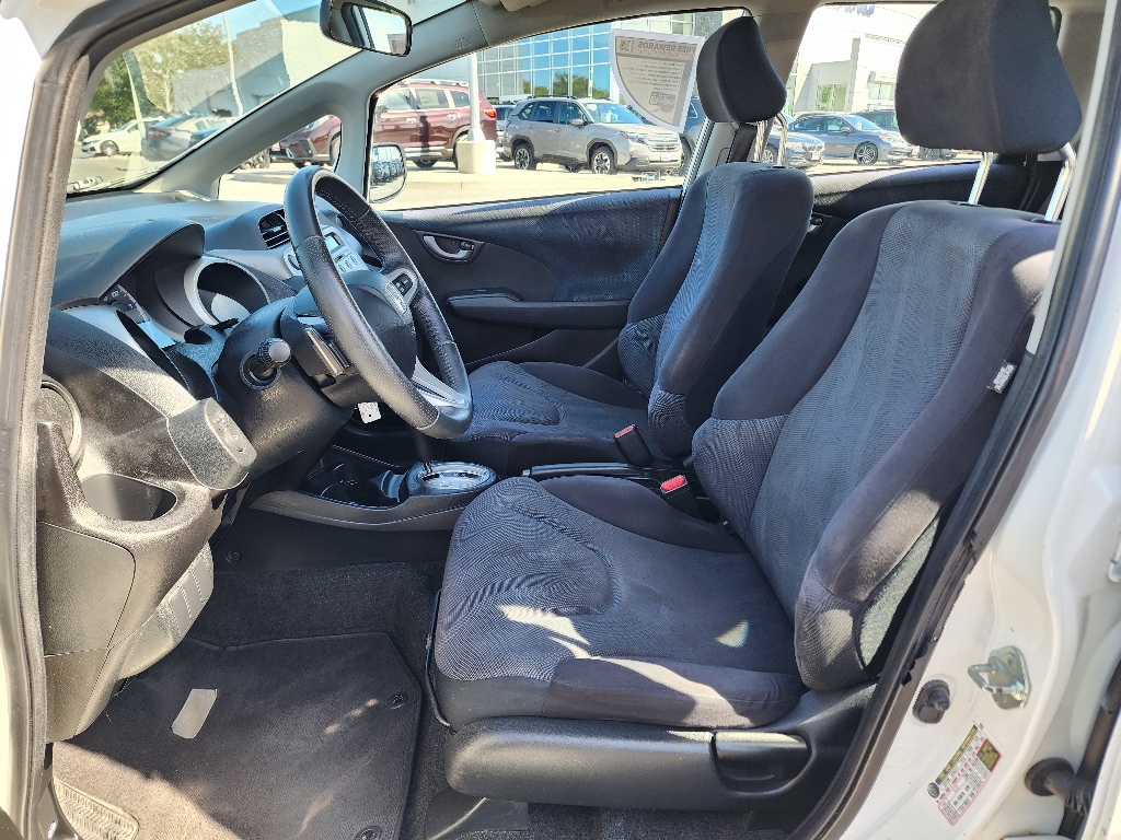 2010 Honda Fit Sport photo 23