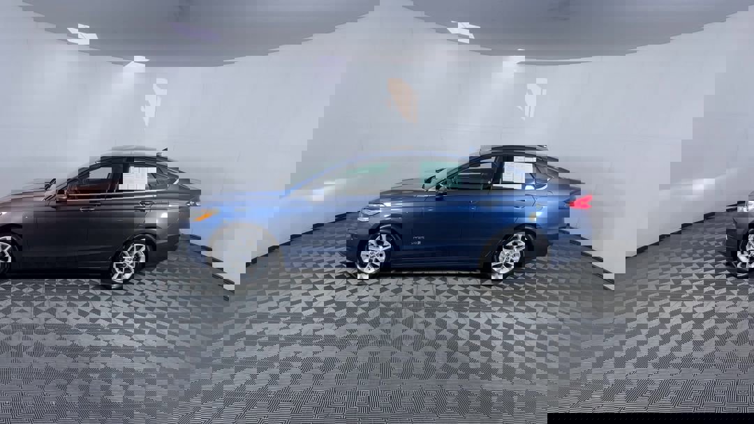 2019 Ford Fusion SE Hybrid photo 5