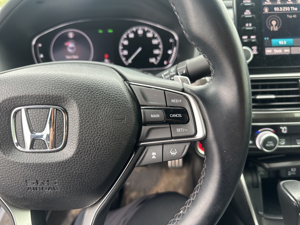 2018 Honda Accord Sport photo 16