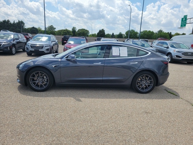 2018 Tesla Model 3 Long Range photo 2