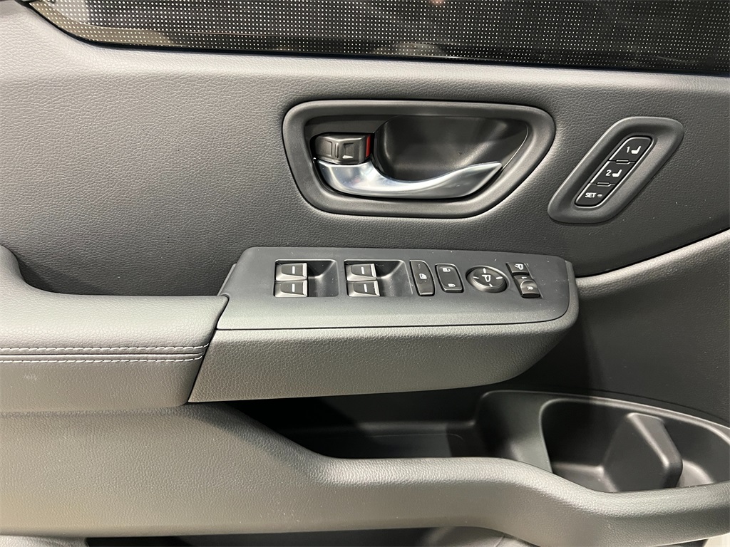 2025 Honda Pilot Elite photo 13