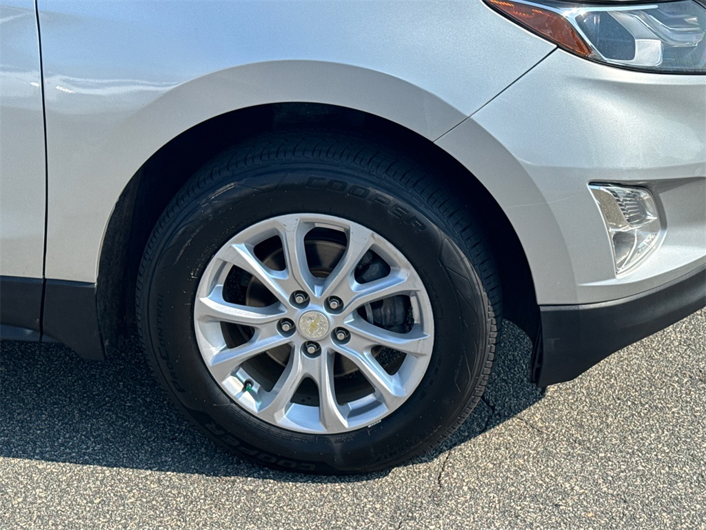 2021 Chevrolet Equinox LT photo 11