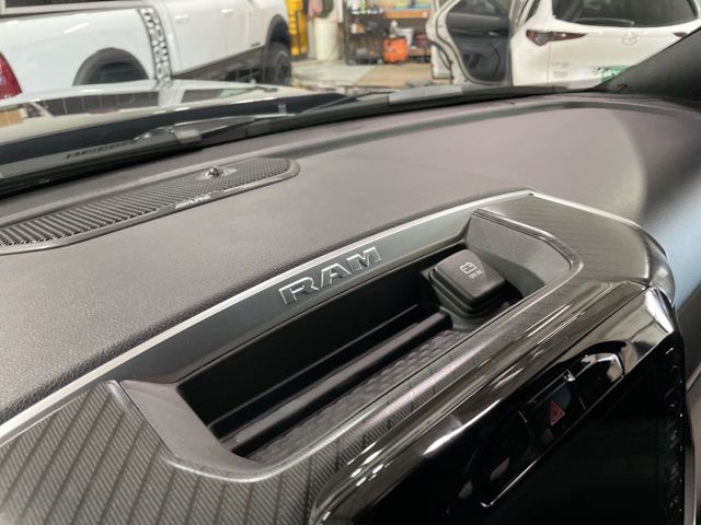 2025 Ram 2500 Big Horn photo 31
