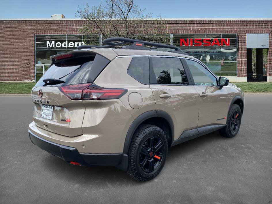 2025 Nissan Rogue SV photo 3