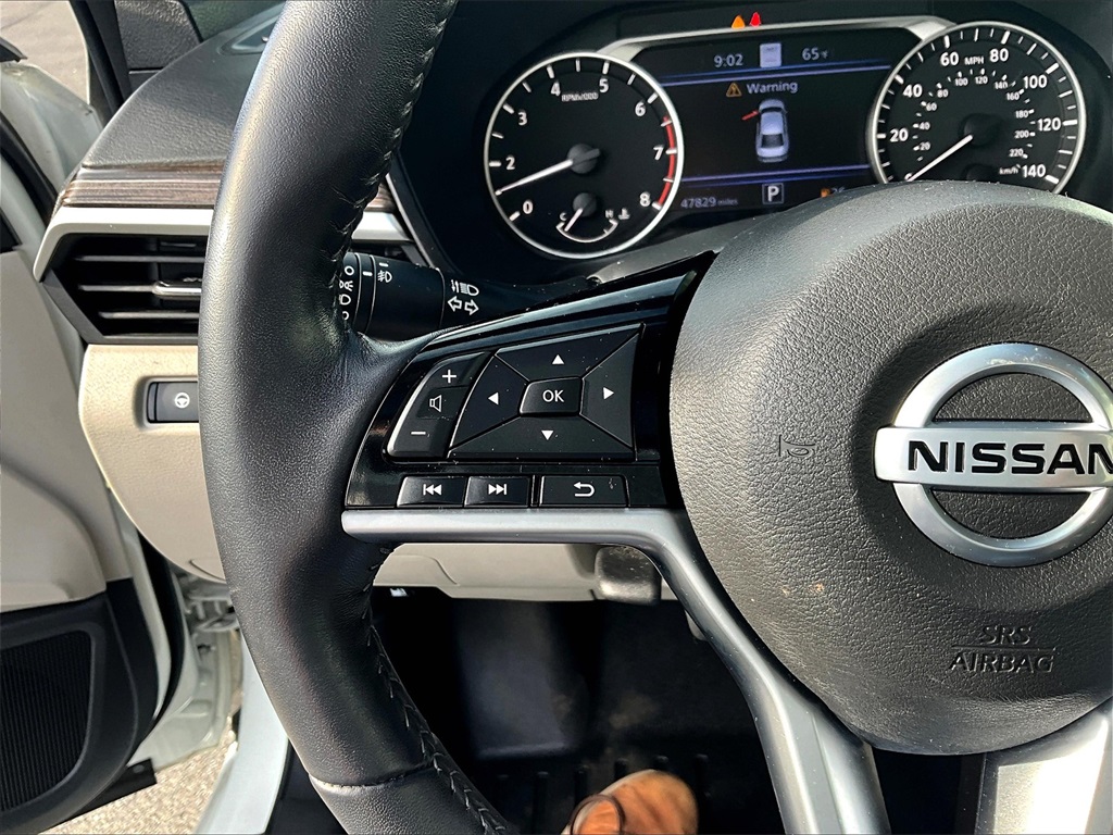 2021 Nissan Altima 2.5 Platinum photo 22