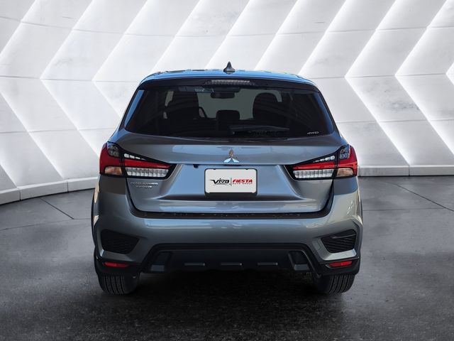 2025 Mitsubishi Outlander Sport ES photo 3