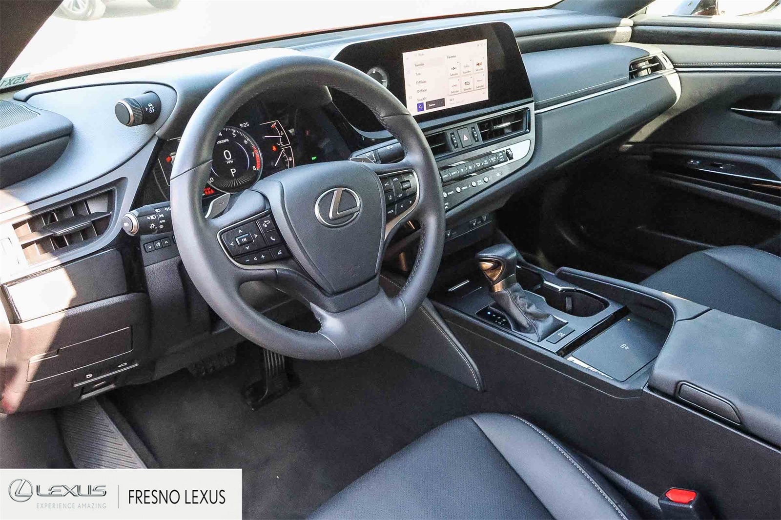 2023 Lexus ES 350 photo 18