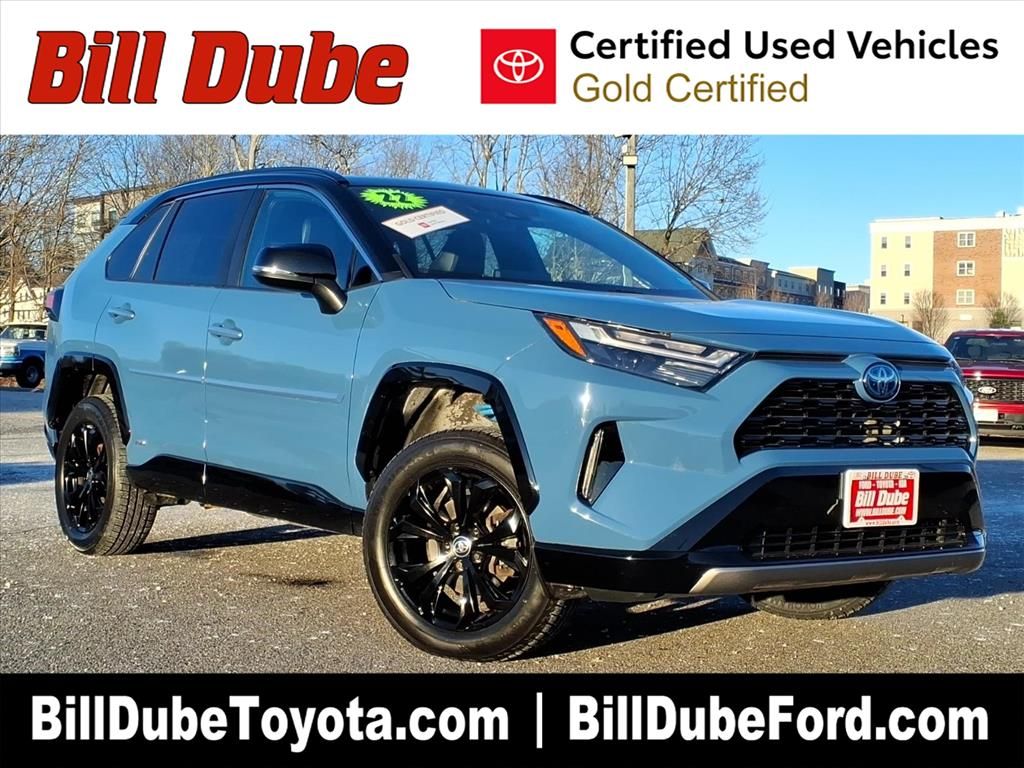 2022 Toyota RAV4 XSE's photo