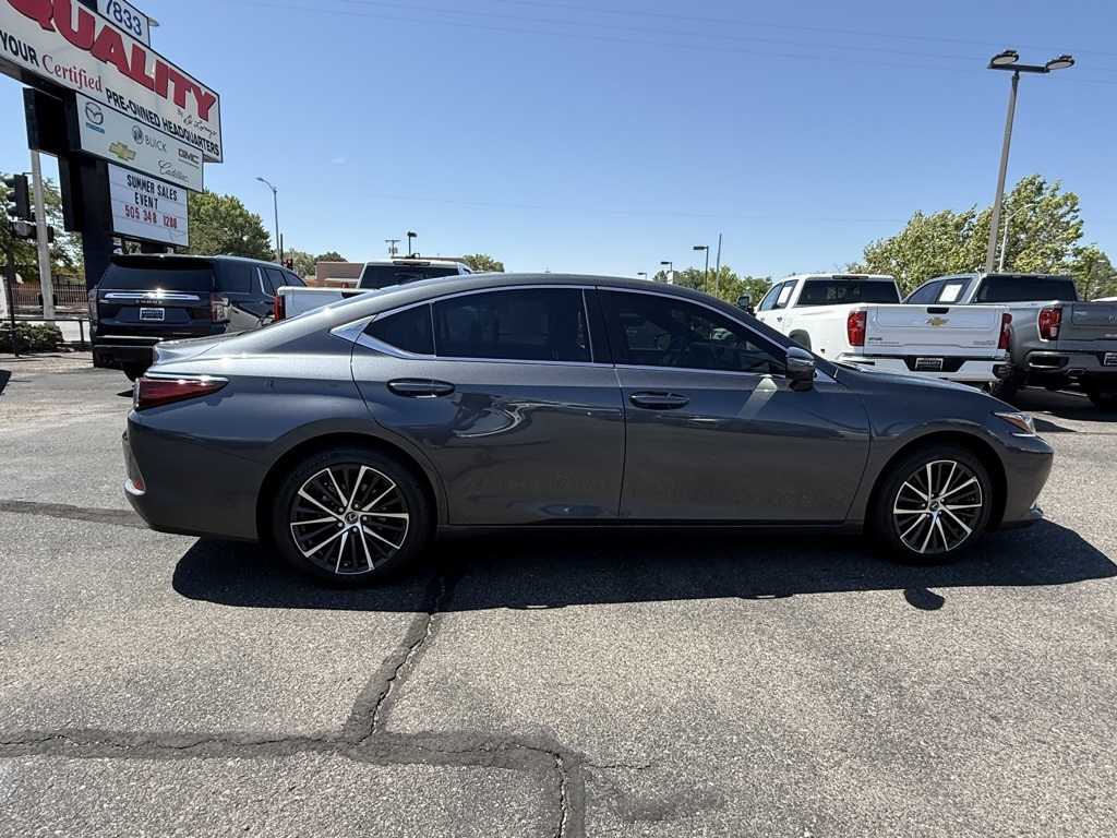 2024 Lexus ES 350 Premium photo 4