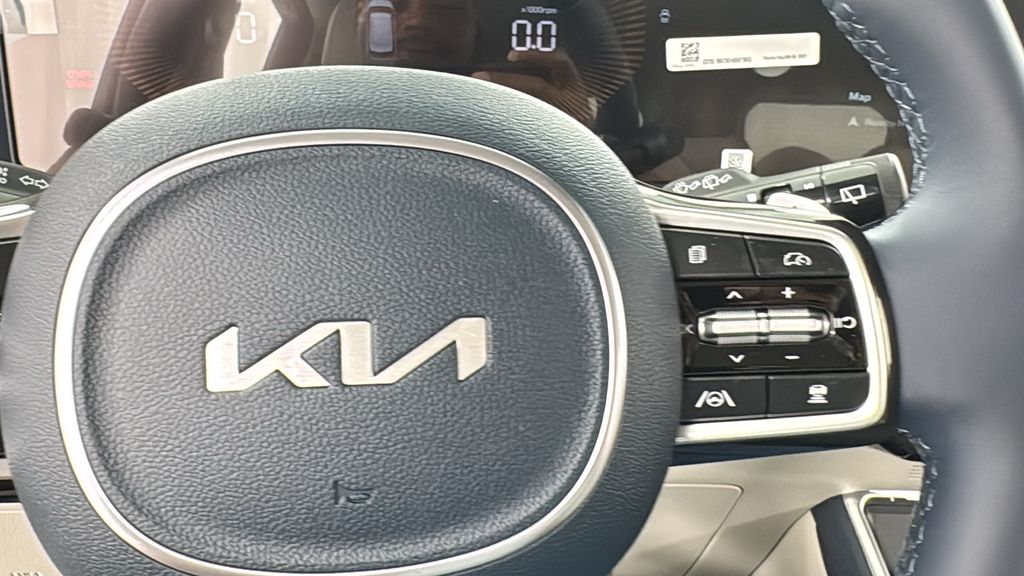 2026 Kia Carnival EX photo 25