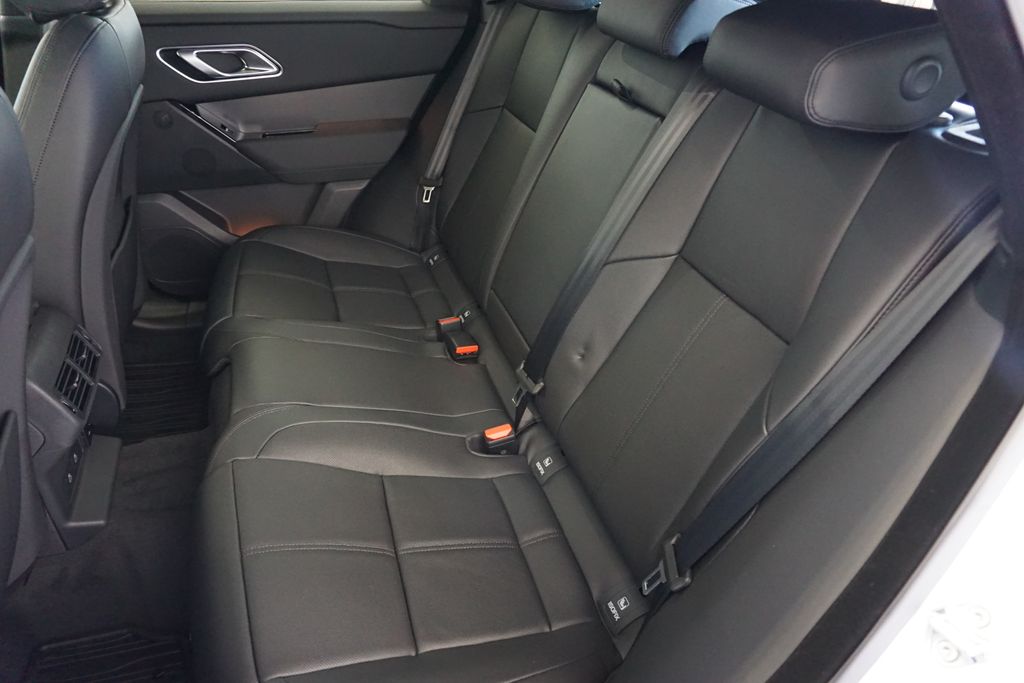 2026 Land Rover Range Rover Velar S photo 30