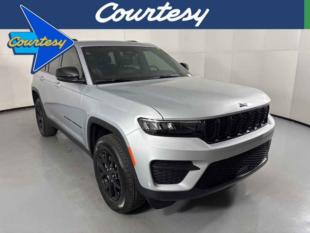 2025 Jeep Grand Cherokee Altitude's photo