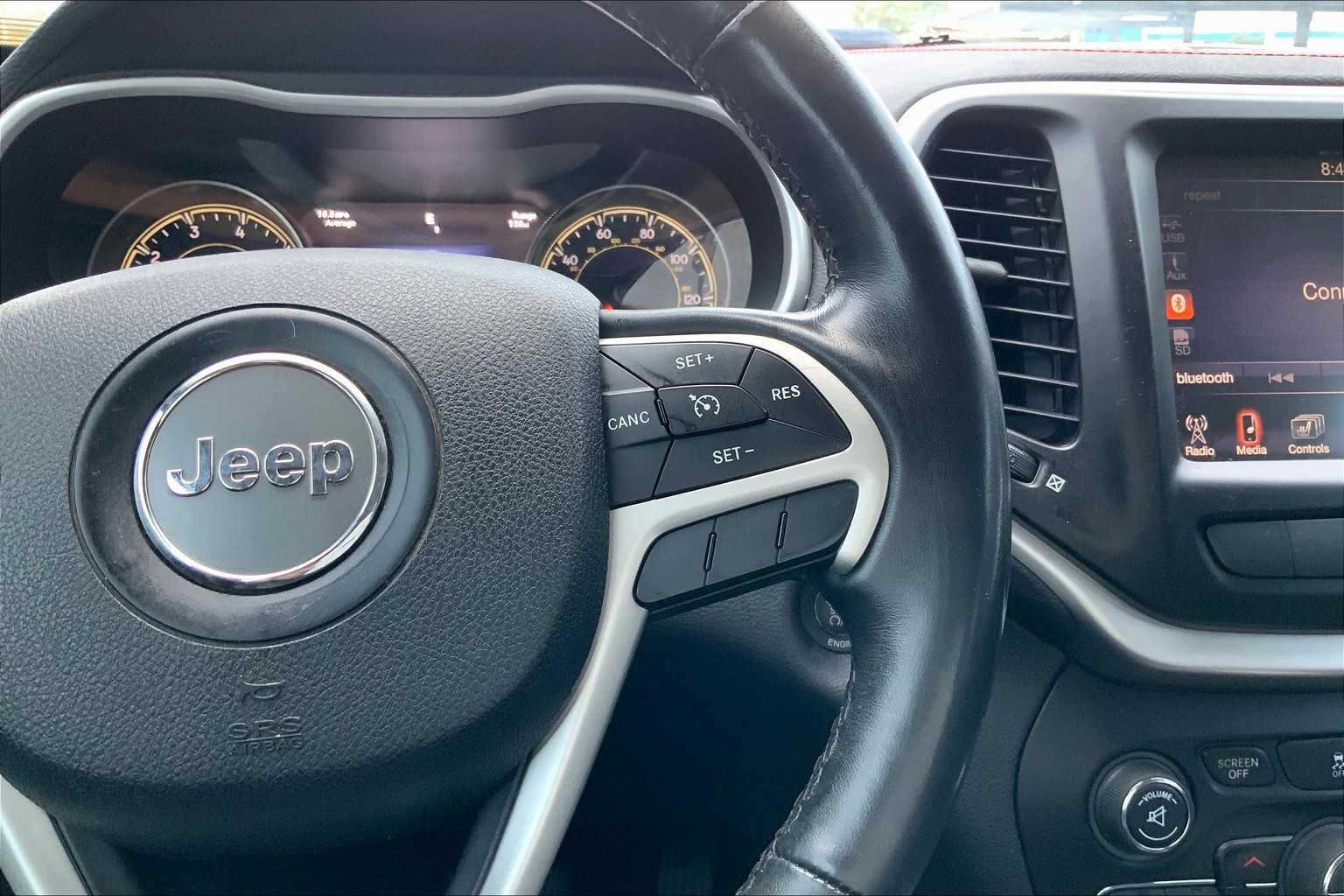 2014 Jeep Cherokee Trailhawk photo 18