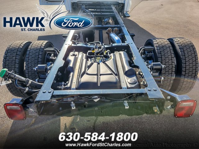 2024 FORD F-550 - Image 30