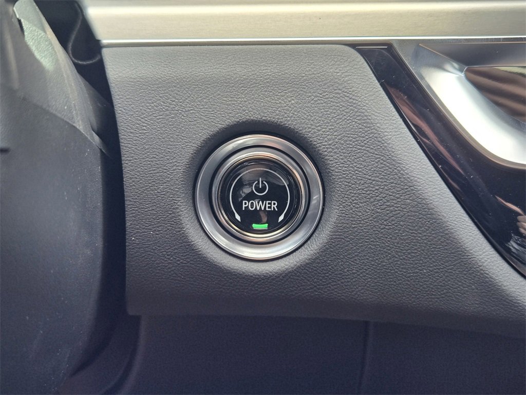 2025 Cadillac Lyriq Sport photo 19