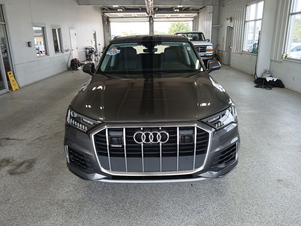 2024 Audi Q7 Premium Plus photo 3