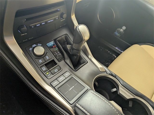 2015 Lexus NX 300h Luxury photo 29