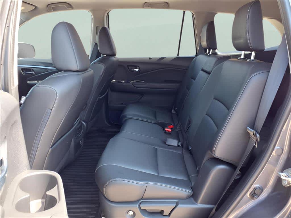 2020 Honda Pilot EX-L photo 23