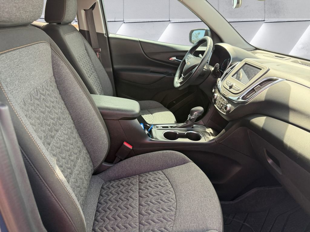 2024 Chevrolet Equinox LT photo 13