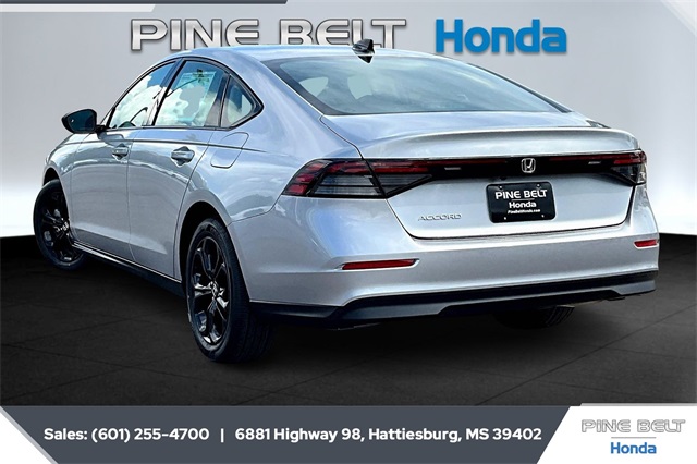 2025 Honda Accord SE photo 3