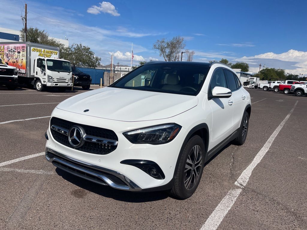 2025 Mercedes Benz GLA 250 photo 4