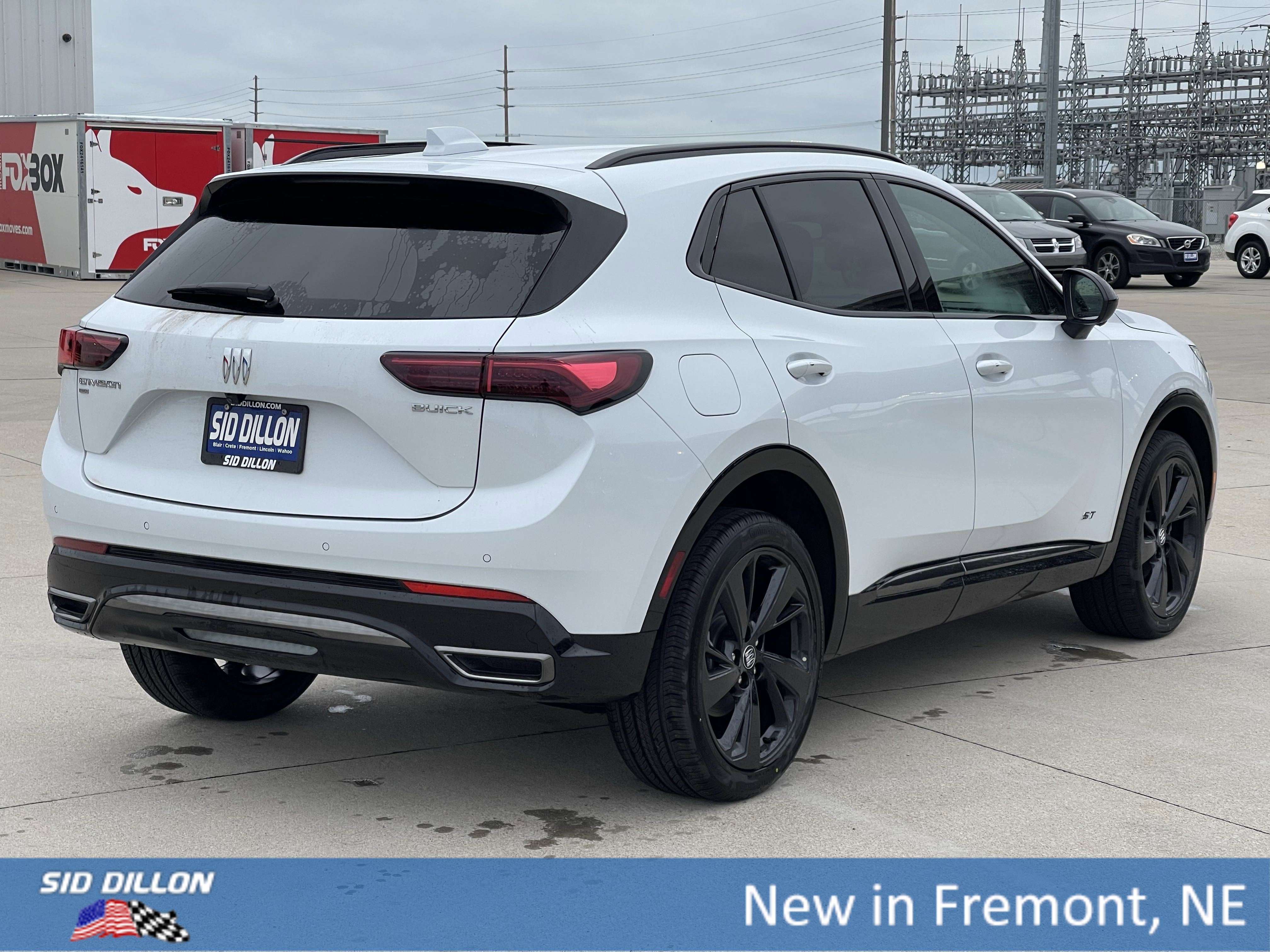 2025 Buick Envision Sport Touring photo 9