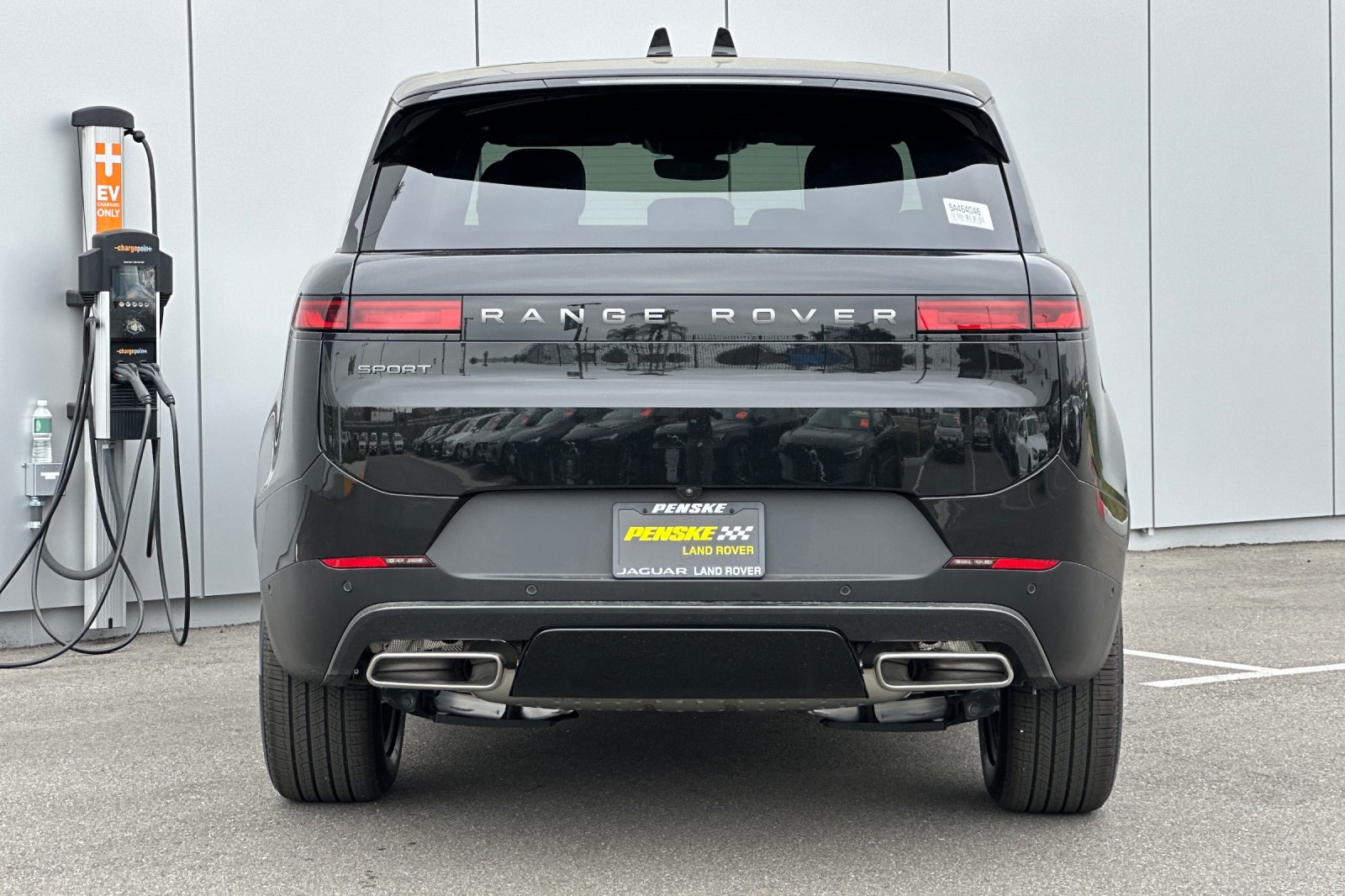 2025 Land Rover Range Rover Sport P360 S photo 18
