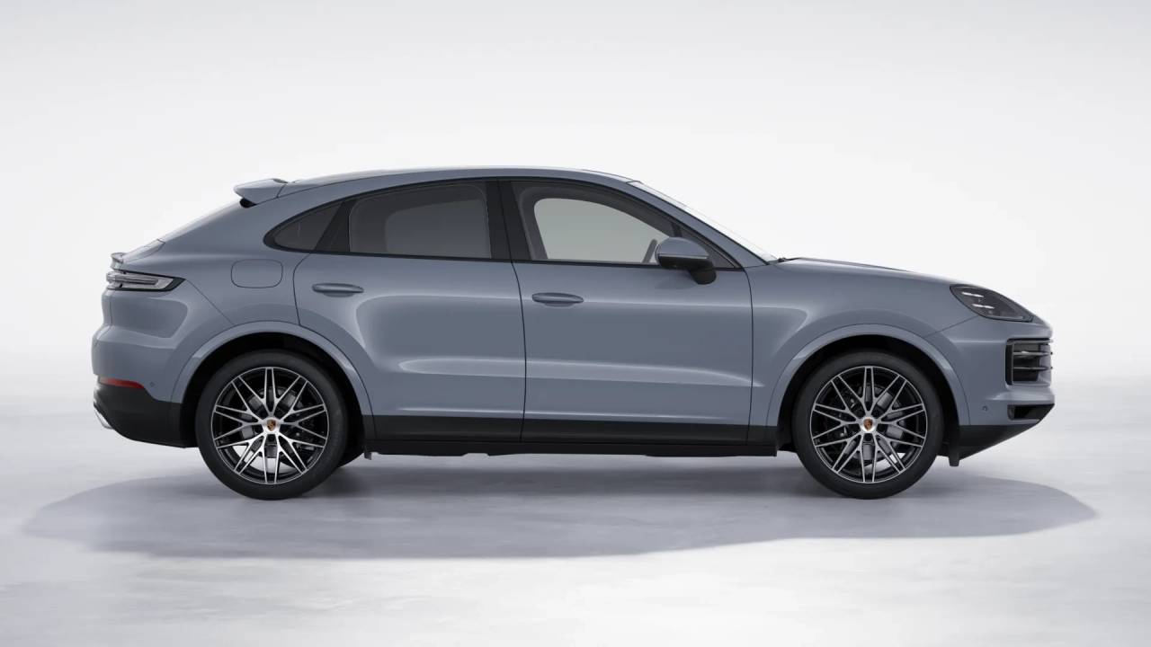 2025 Porsche Cayenne photo 7