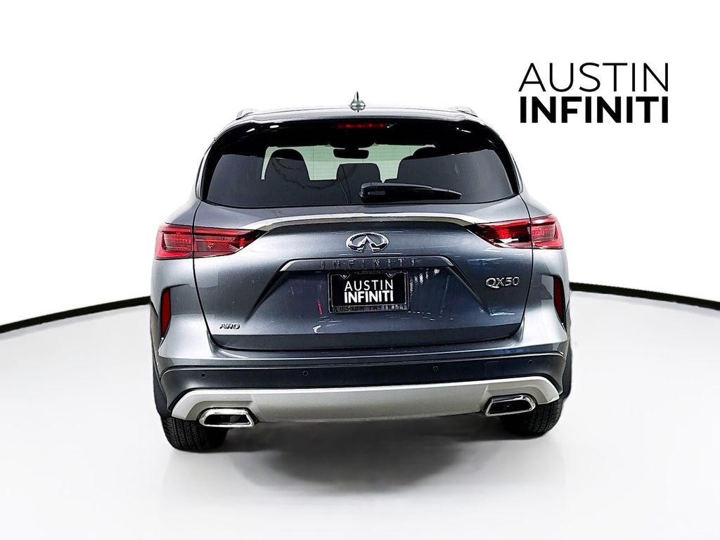 2025 Infiniti QX50 Luxe photo 6
