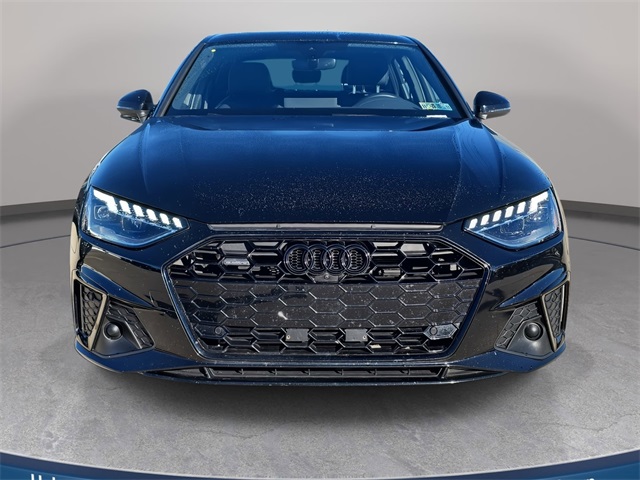 2023 Audi A4 45 S line Premium Plus Quattro photo 2