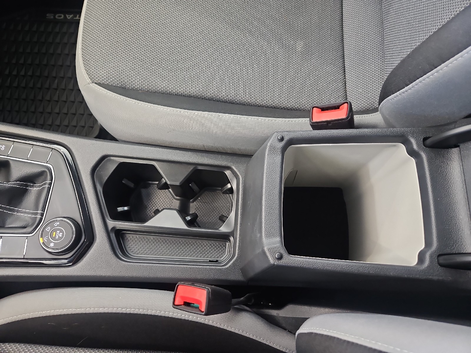 Used 2024 Dusk Blue Metallic Volkswagen S image 24