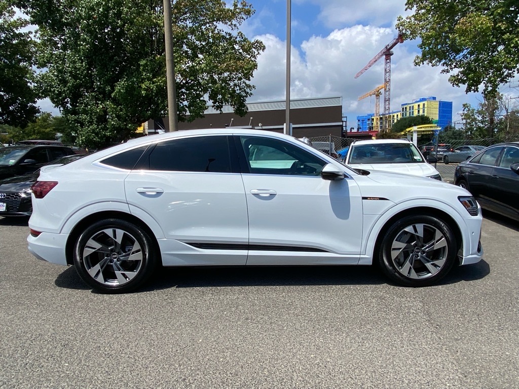 Used 2022 Audi e-tron Sportback Premium Plus with VIN WA12AAGE7NB013119 for sale in Alexandria, VA